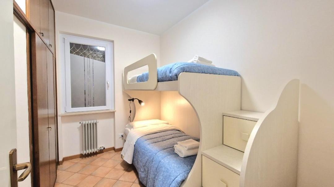 Chiara Pool Apartment Bardolino Extérieur photo